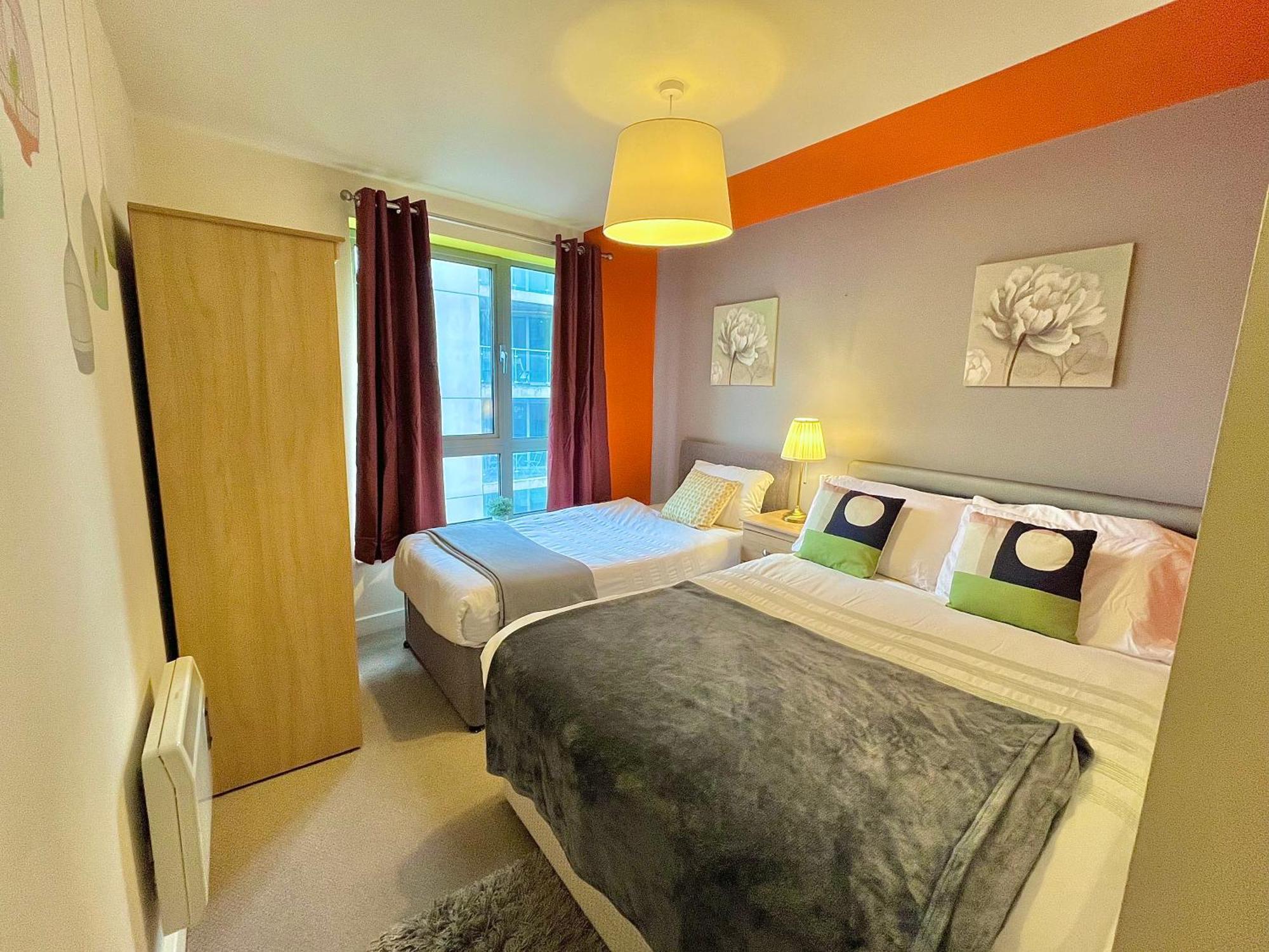 Skyview Apartment By Noknokstay - City Centre With Parking - Group, Family, Business Sheffield Esterno foto