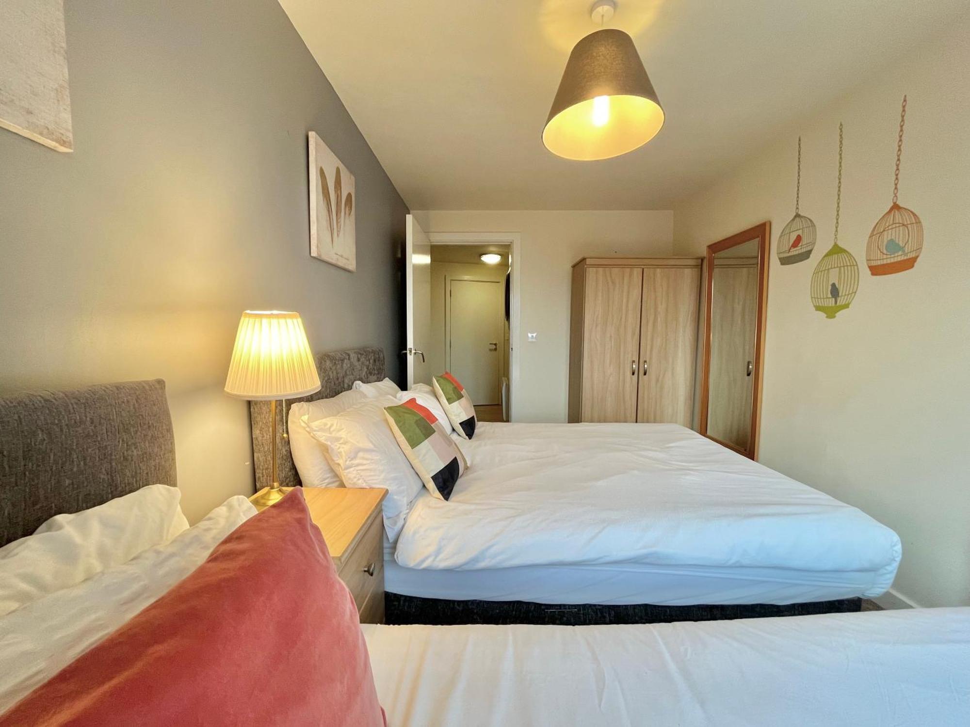 Skyview Apartment By Noknokstay - City Centre With Parking - Group, Family, Business Sheffield Esterno foto