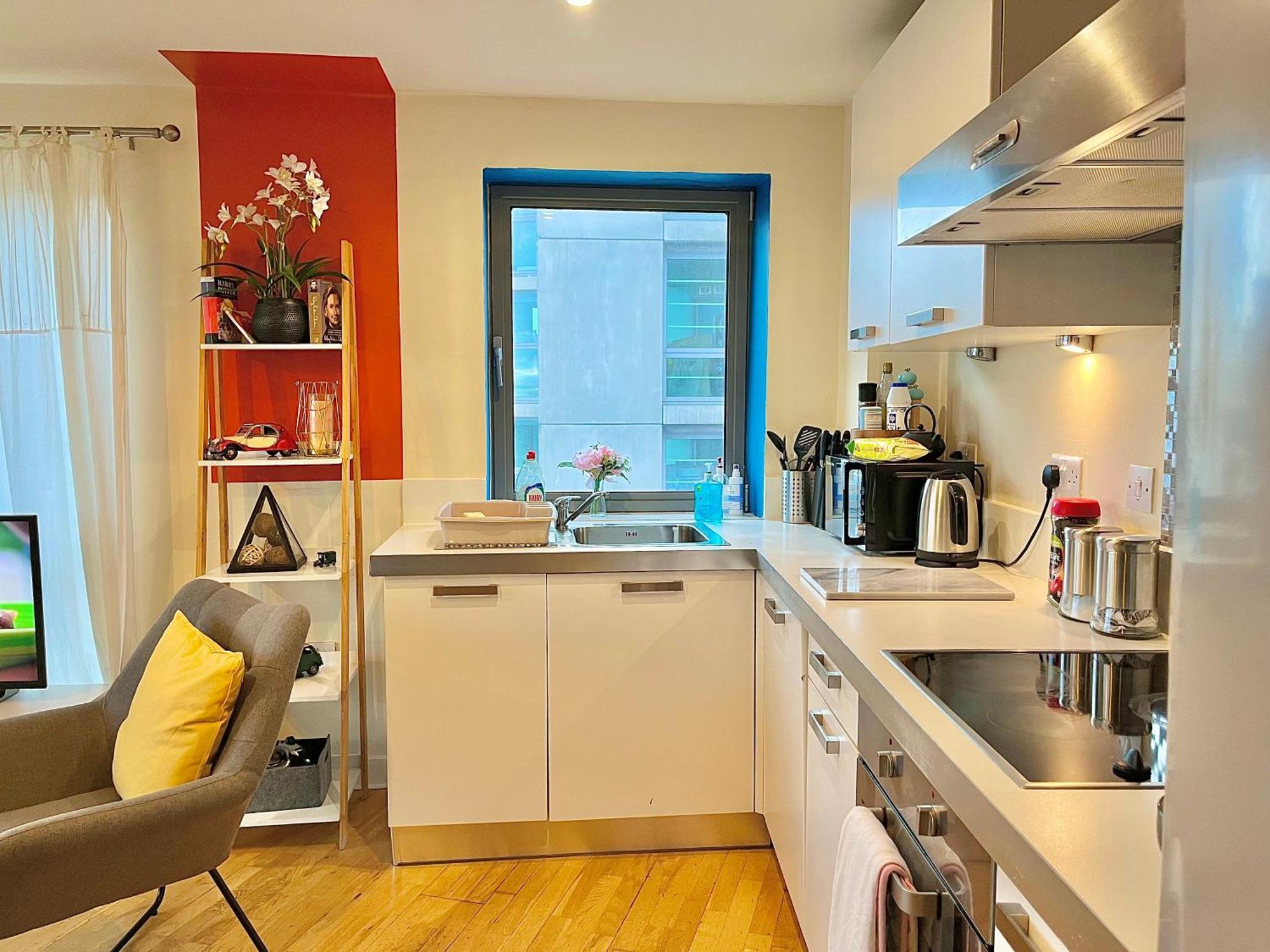 Skyview Apartment By Noknokstay - City Centre With Parking - Group, Family, Business Sheffield Esterno foto