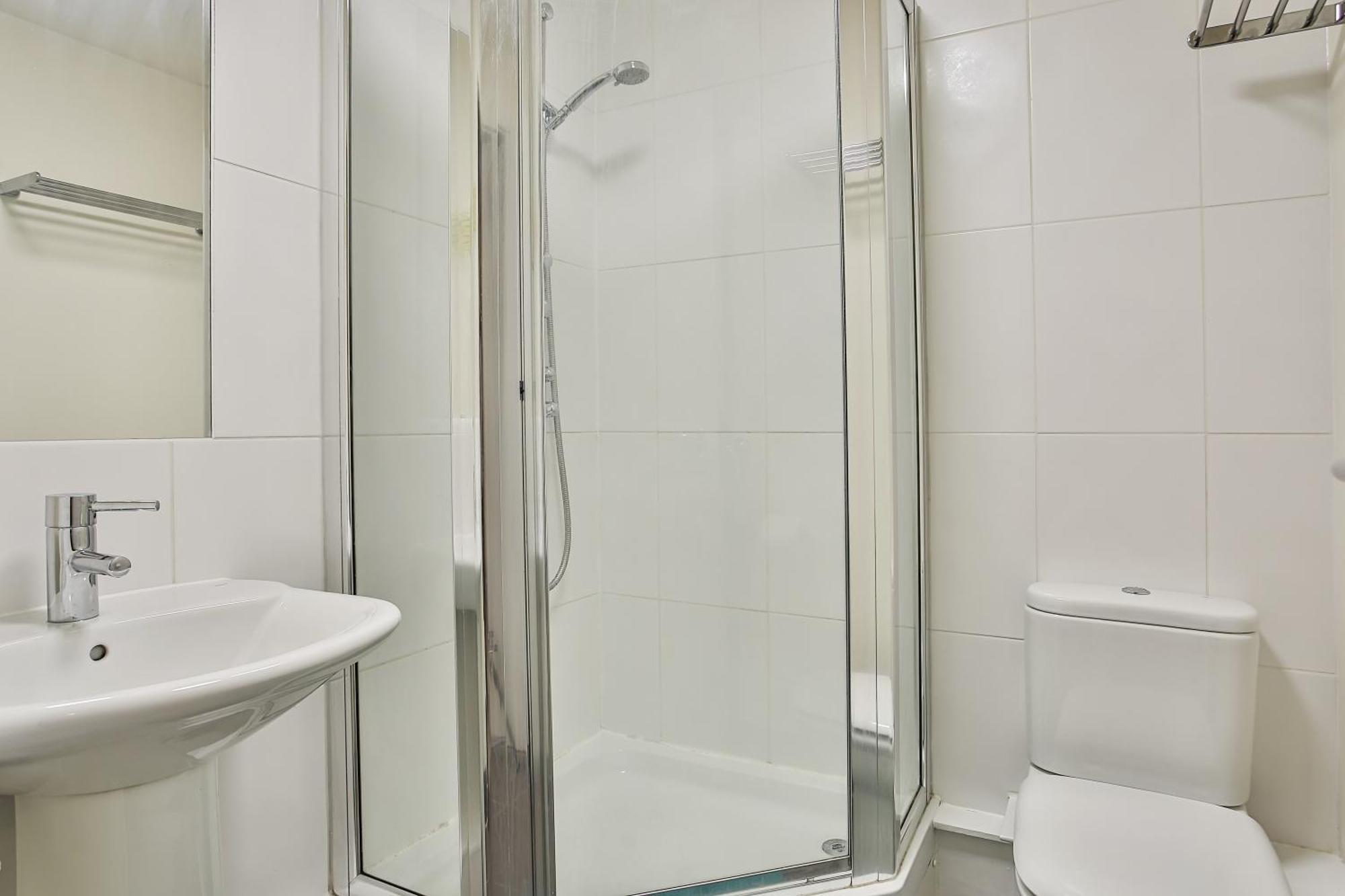 Skyview Apartment By Noknokstay - City Centre With Parking - Group, Family, Business Sheffield Esterno foto