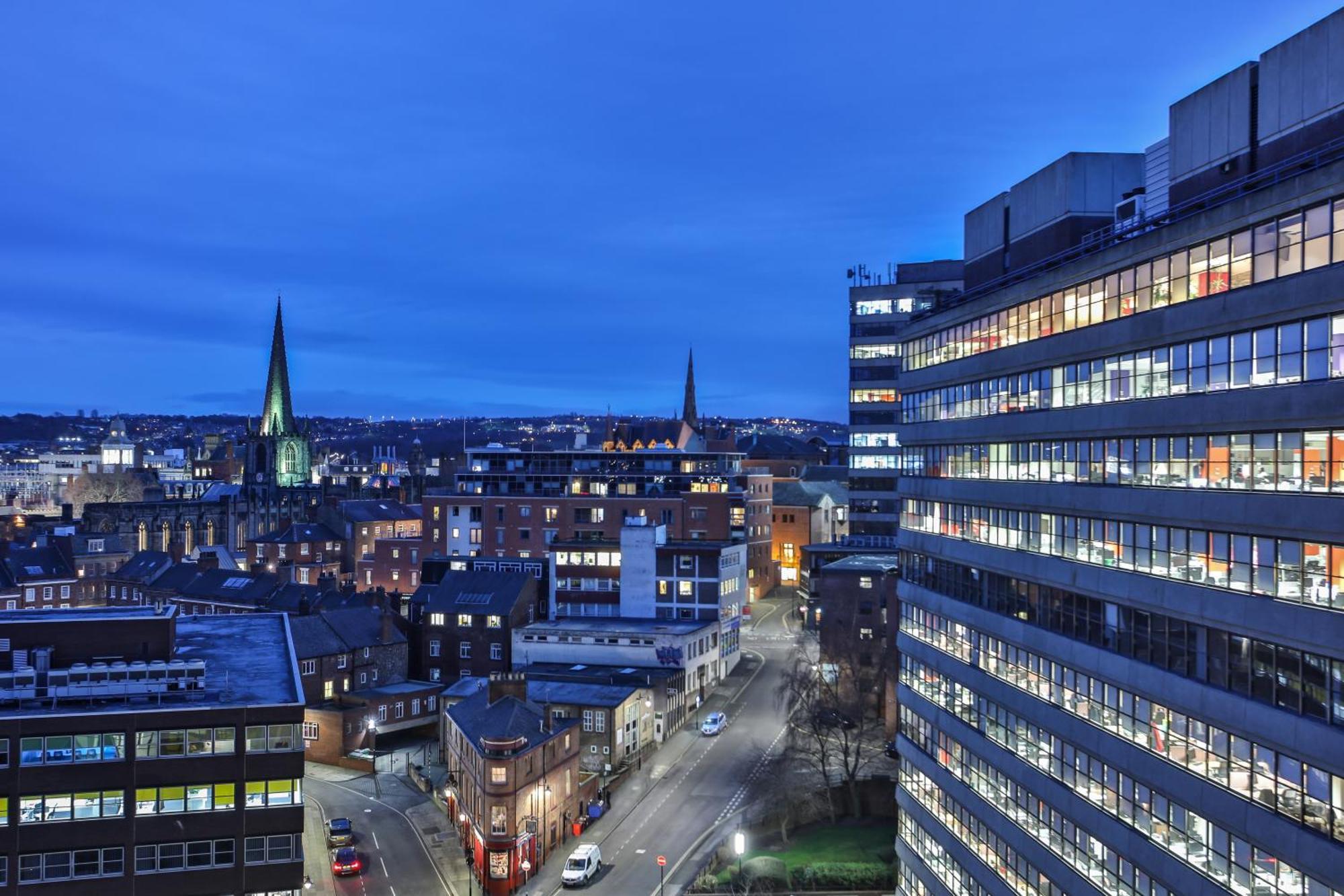 Skyview Apartment By Noknokstay - City Centre With Parking - Group, Family, Business Sheffield Esterno foto